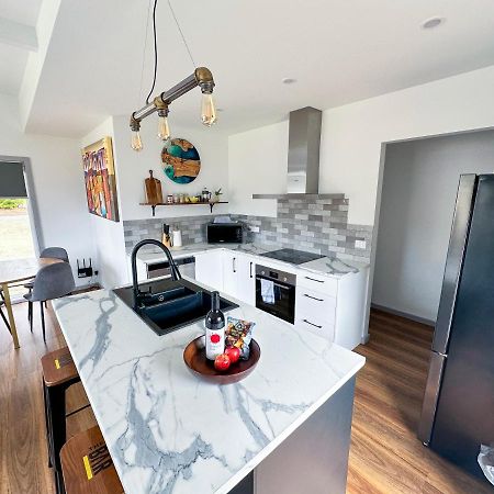 Luxury Holiday Unit 8Min Walk To Town Center With Boat Parking Mallacoota Exterior foto